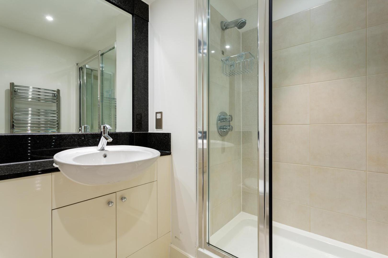 Veeve - Modernist Wharf Apartment ลอนดอน ภายนอก รูปภาพ
