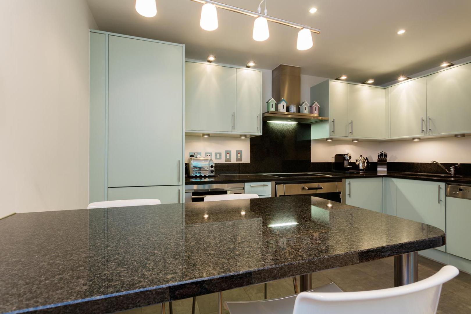 Veeve - Modernist Wharf Apartment ลอนดอน ภายนอก รูปภาพ
